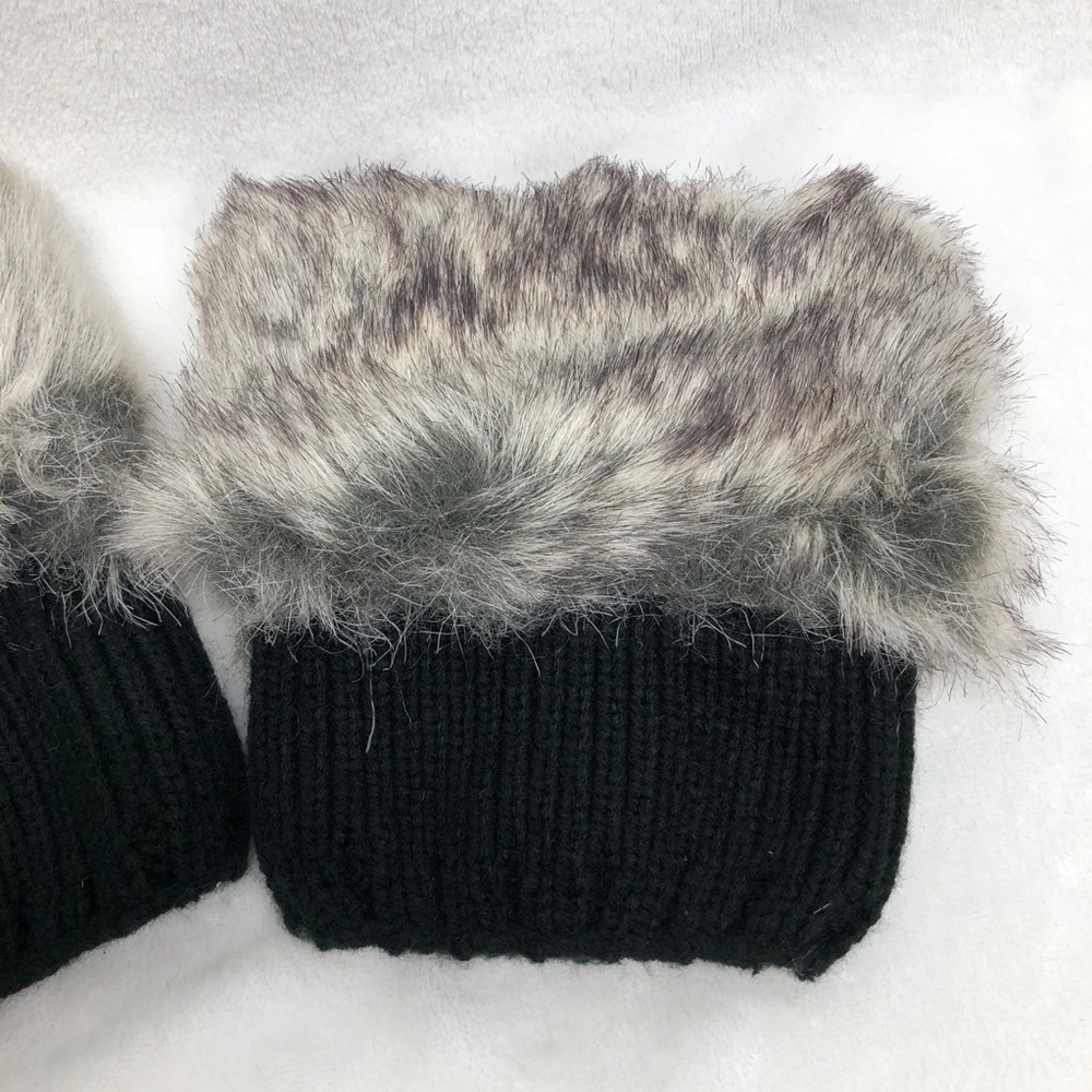 🎀Already Gifted To Buyer🎀 Faux Fur Boot Toppers - Picture 4 of 8